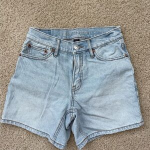 American Eagle light wash denim shirts. Women’s size 000